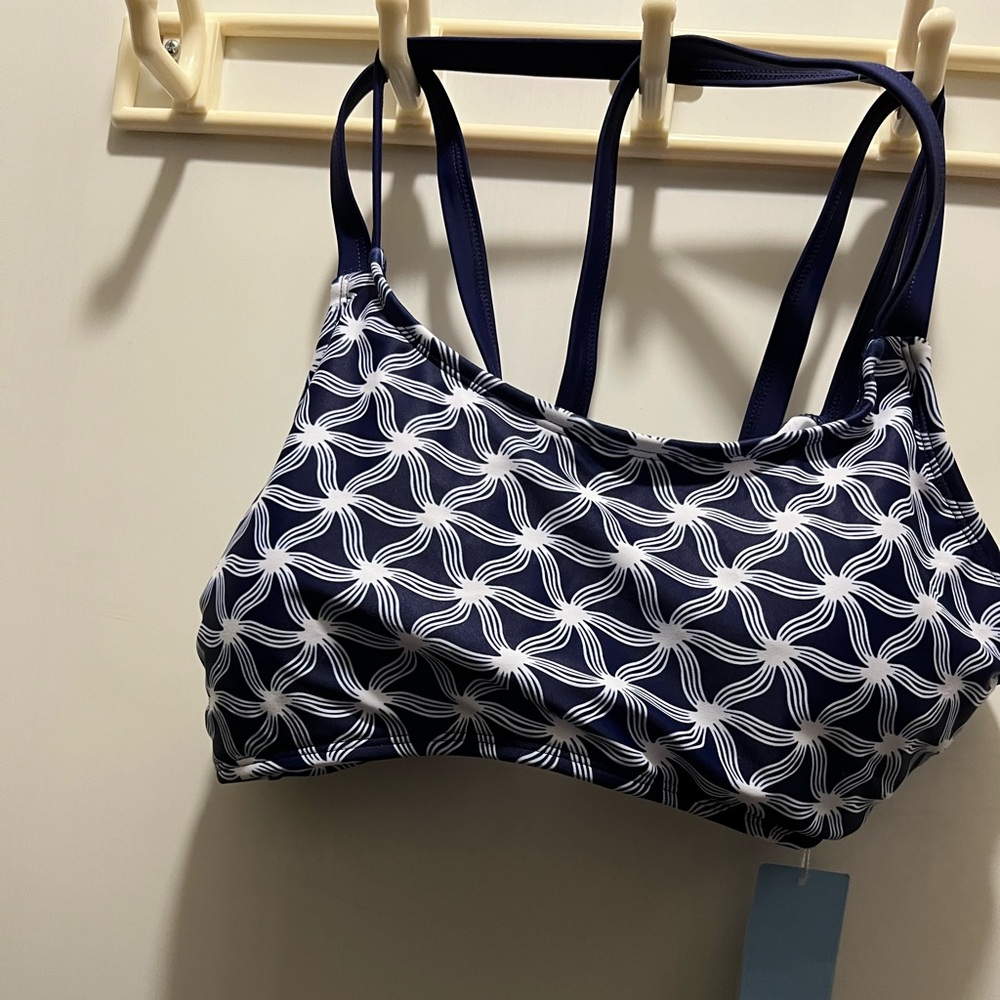NWT Yonique BathingSuit Padded Top Navy Blue Pattern Size Medium